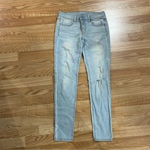 American Eagle Mid Rise Stretchy Skinny Jeans Light Wash Women’s Size 6